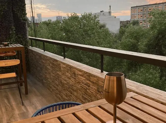 Habitación C/baño Independiente, A Unos Min Del Centro Histórico