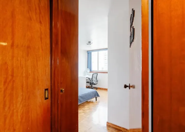 Habitación C/baño Independiente, A Unos Min Del Centro Histórico *